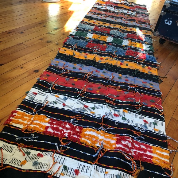 Midcentury Moroccan Style Throw - Picture 6 of 7